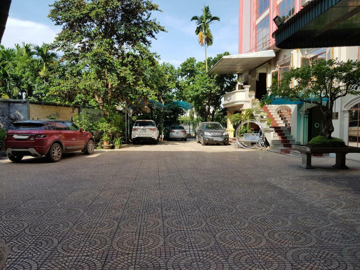 Khách sạn Anh Đào Phu Ly Exterior foto